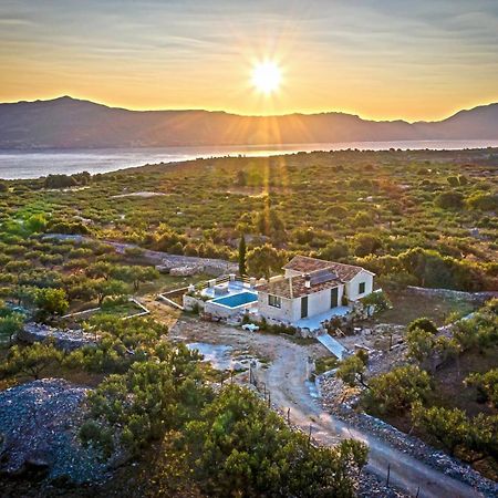 Villa Little Hill Postira Ngoại thất bức ảnh