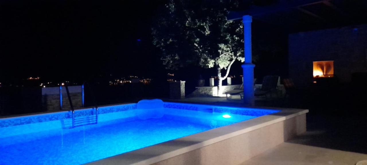 Villa Little Hill Postira Ngoại thất bức ảnh