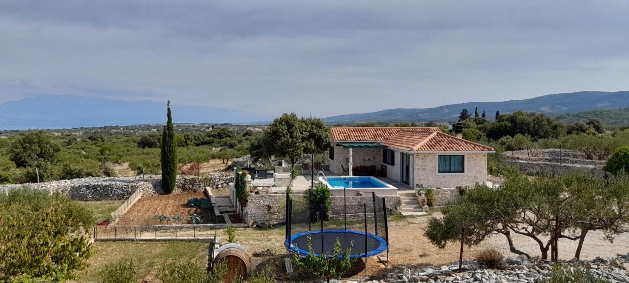 Villa Little Hill Postira Ngoại thất bức ảnh